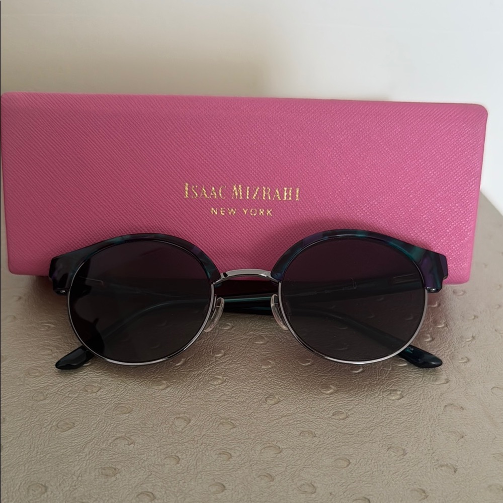 Isaac Mizrahi Round Sunglasses with Pink Case